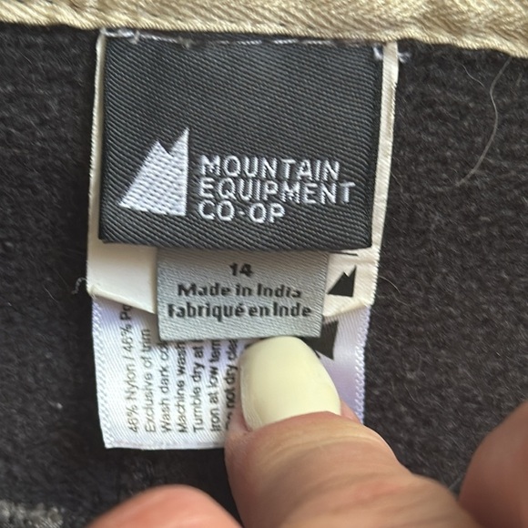 MEC Mountain equipment, fleece lined cargo pants, size 14 kids or Sm ladies grey - Picture 5 of 14